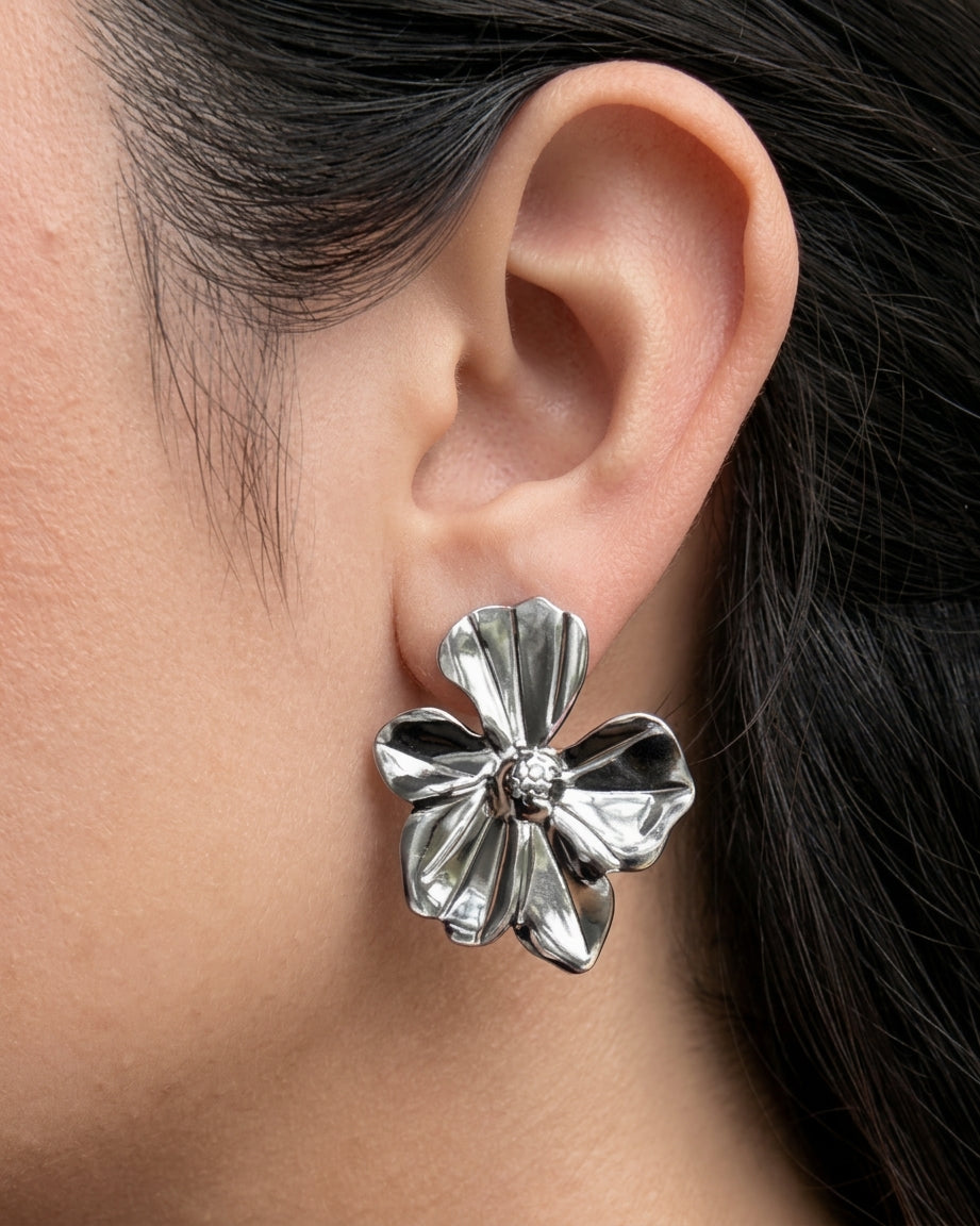 Poppy Earrings